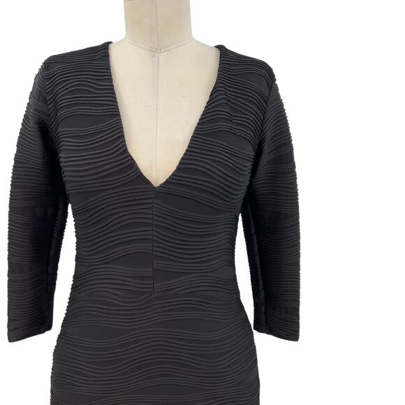 Bec & Bridge Textured Bodycon Mini Dress Ribbed Long Sleeve Black Size US 4 - Picture 2 of 8